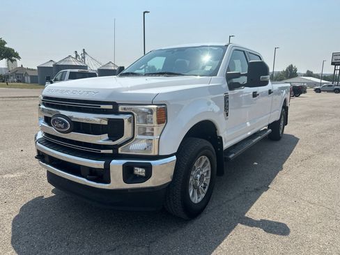 Used 2021 Ford F350 XLT w/ XLT Value Package AWD/4WD image 3