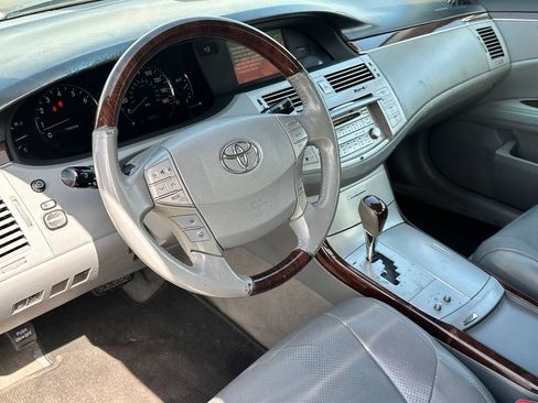 Used 2008 Toyota Avalon Limited FWD image 10