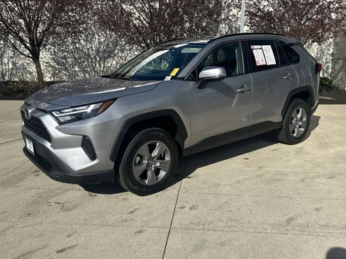 Certified 2025 Toyota RAV4 XLE image 3