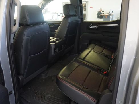 Used 2024 Chevrolet Silverado 1500 LT Trail Boss w/ Convenience Package II AWD/4WD image 22