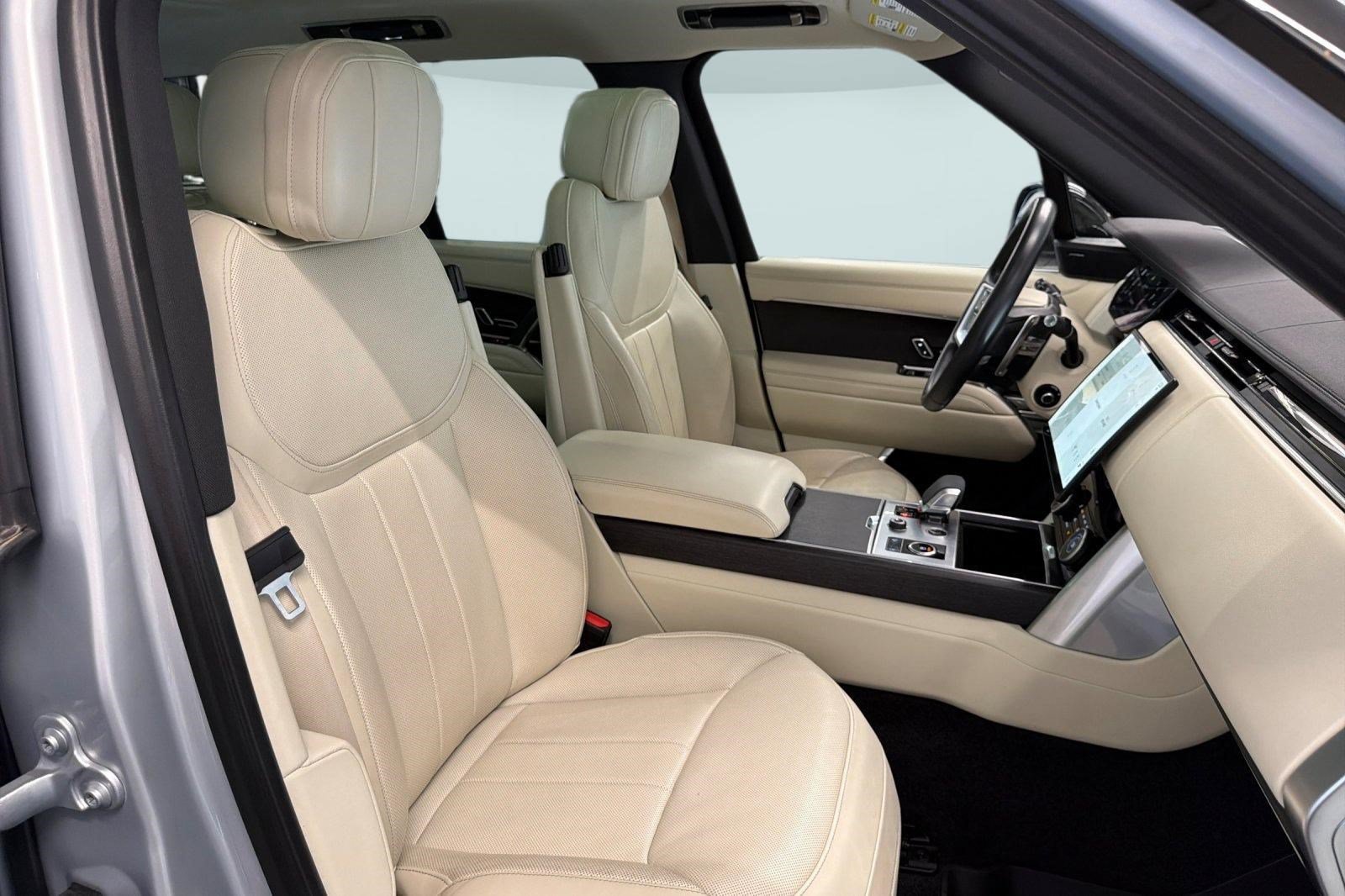 Used 2023 Land Rover Range Rover SE AWD/4WD image 25
