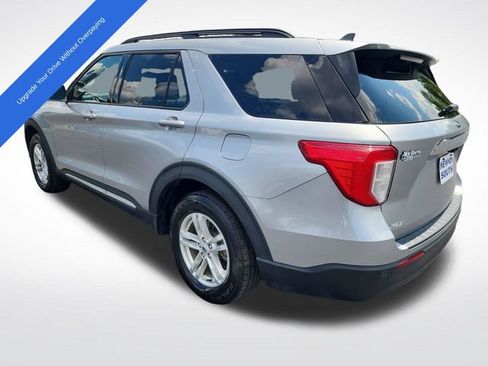 Used 2022 Ford Explorer XLT RWD image 3
