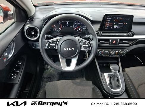 Used 2023 Kia Forte LXS FWD image 14