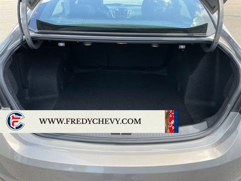 Used 2017 Chevrolet Malibu LT w/ Leather Package FWD image 25