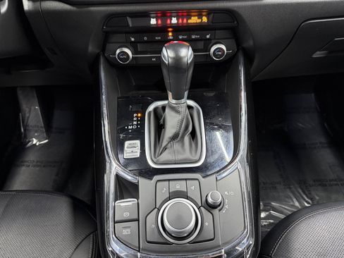 Used 2023 MAZDA CX-9 Touring image 16