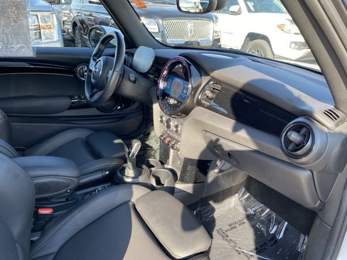 Used 2024 MINI Cooper S image 16