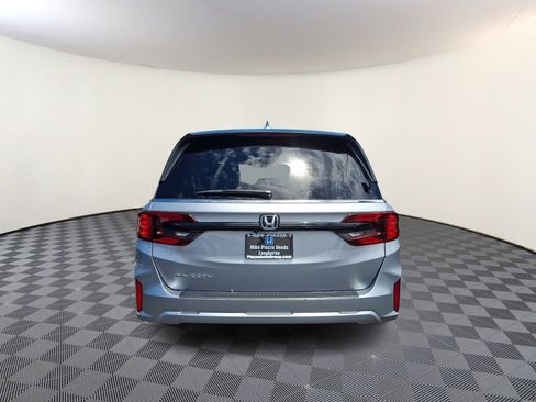 Used 2025 Honda Odyssey EX-L image 6
