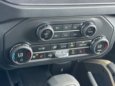 New 2026 Ford Bronco Badlands image 22