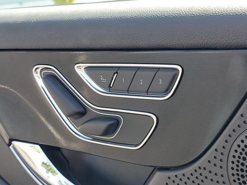Used 2024 Lincoln Corsair AWD w/ Equipment Group 101A image 7
