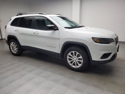 Used 2022 Jeep Cherokee Latitude Lux w/ Sun & Sound Group AWD/4WD image 11