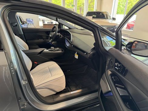 New 2026 Cadillac Optiq V w/ LPO, Floor Liner Package AWD/4WD image 17