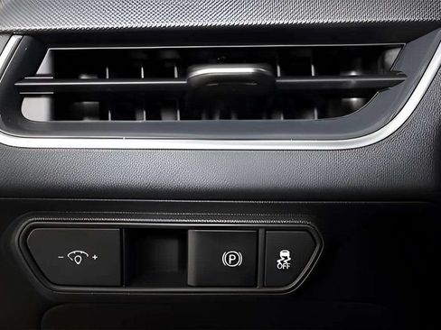 Certified 2025 Kia K4 EX FWD image 20