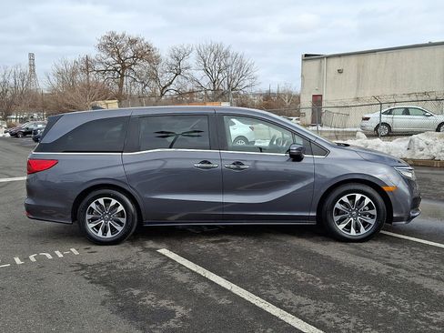 Certified 2023 Honda Odyssey EX-L image 7