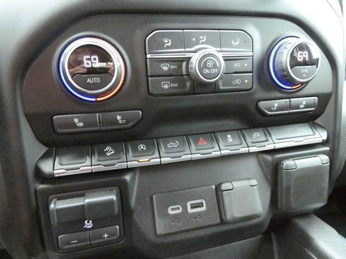 Certified 2021 Chevrolet Silverado 1500 RST w/ All Star Edition Plus AWD/4WD image 27