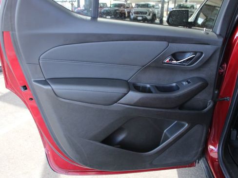 Used 2022 Chevrolet Traverse LT w/ LPO, Floor Liner Package AWD/4WD image 46