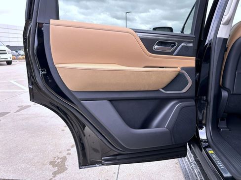New 2026 INFINITI QX80 Luxe w/ Cargo Package image 22
