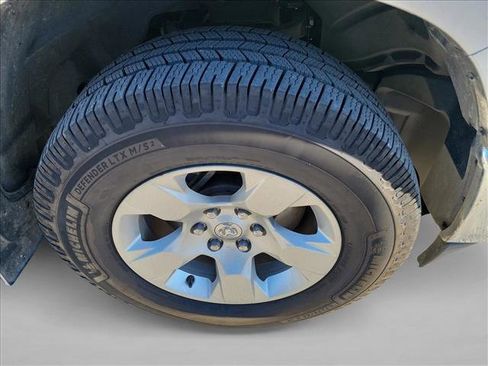 Used 2021 RAM 1500 Big Horn image 10