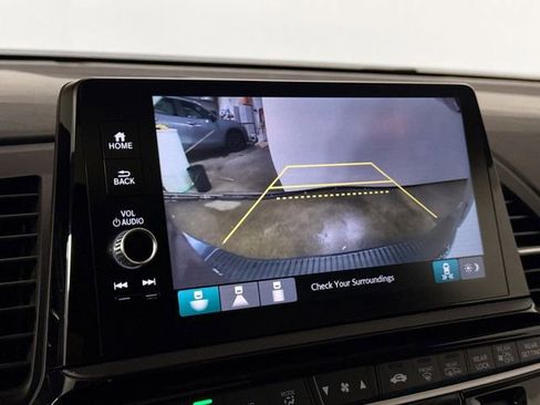 Used 2025 Honda Odyssey EX-L image 37