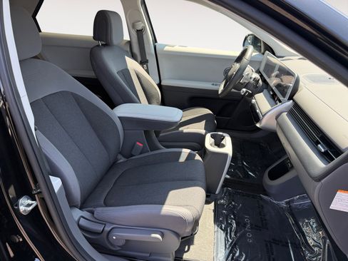Certified 2024 Hyundai Ioniq 5 SEL RWD image 19