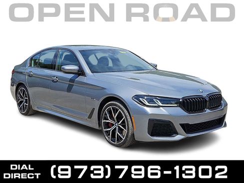 Used 2023 BMW 530e xDrive w/ Premium Package AWD/4WD image 1