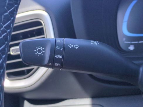 New 2026 Hyundai Venue SEL FWD image 12
