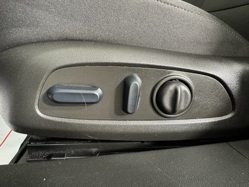 Used 2024 Chevrolet Malibu RS w/ LPO, Floor Liner Package FWD image 32
