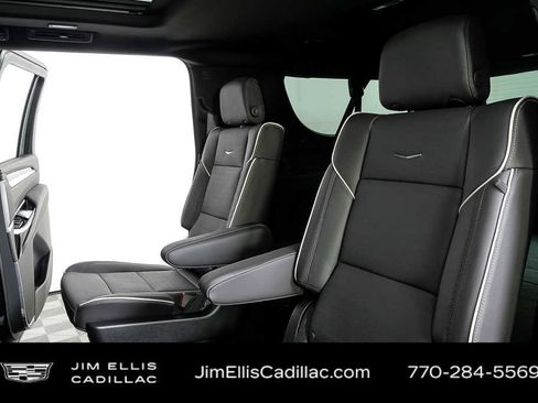New 2026 Cadillac Escalade ESV Sport w/ Touring Package AWD/4WD image 22