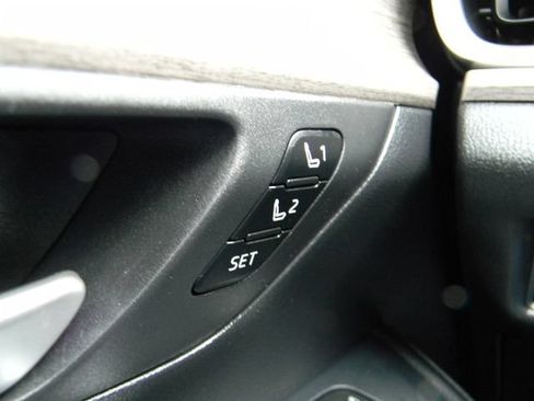 Used 2025 Toyota Grand Highlander AWD Hybrid image 16