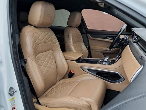 Used 2021 Jaguar F-PACE S image 41