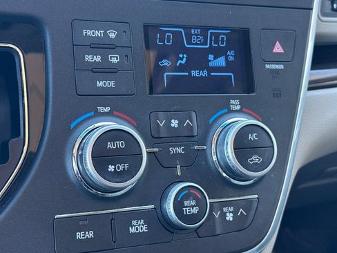 Certified 2016 Toyota Sienna XLE w/ XLE Navigation Package FWD image 26