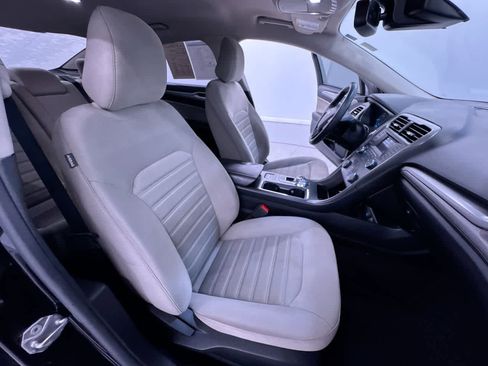 Used 2020 Ford Fusion S FWD image 33