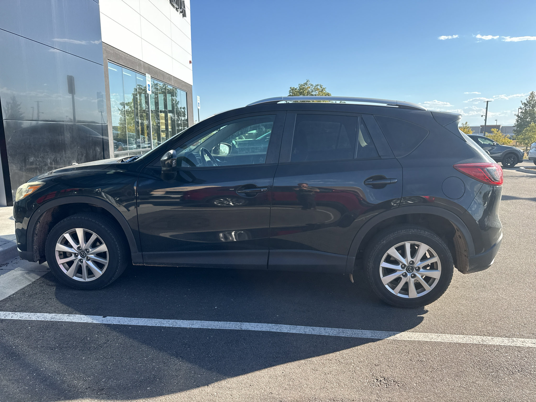 Used 2014 MAZDA CX-5 Touring w/ Bose/Moonroof Package AWD/4WD image 4