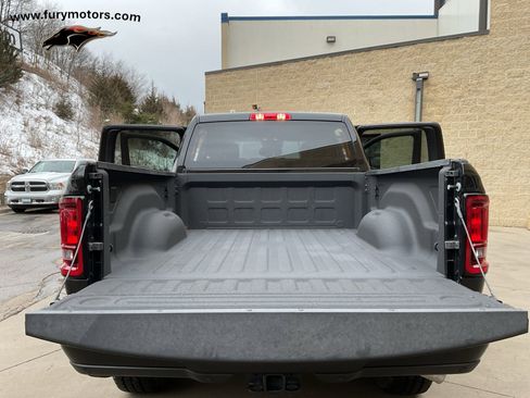 Used 2025 RAM 2500 Big Horn image 32