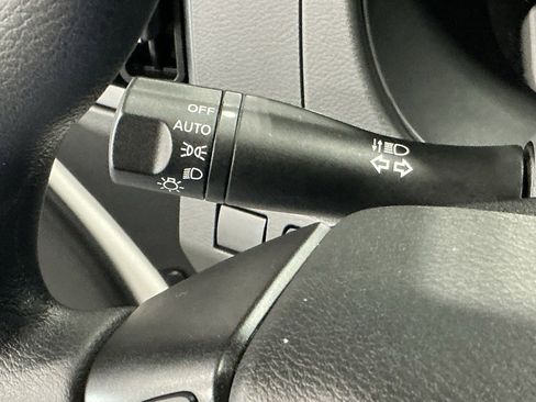 Used 2025 Nissan Frontier S w/ S Utility Package image 12