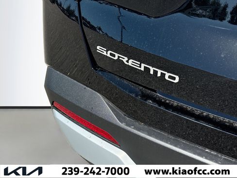 New 2026 Kia Sorento LX FWD image 10