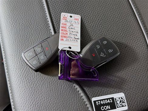 New 2026 GMC Sierra 1500 Denali w/ Denali Reserve Package AWD/4WD image 35