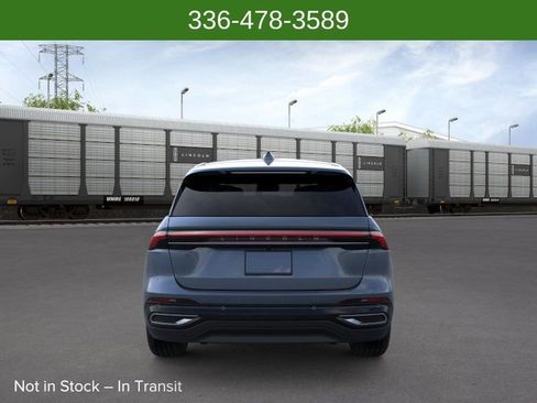 New 2026 Lincoln Nautilus Premier AWD/4WD image 5