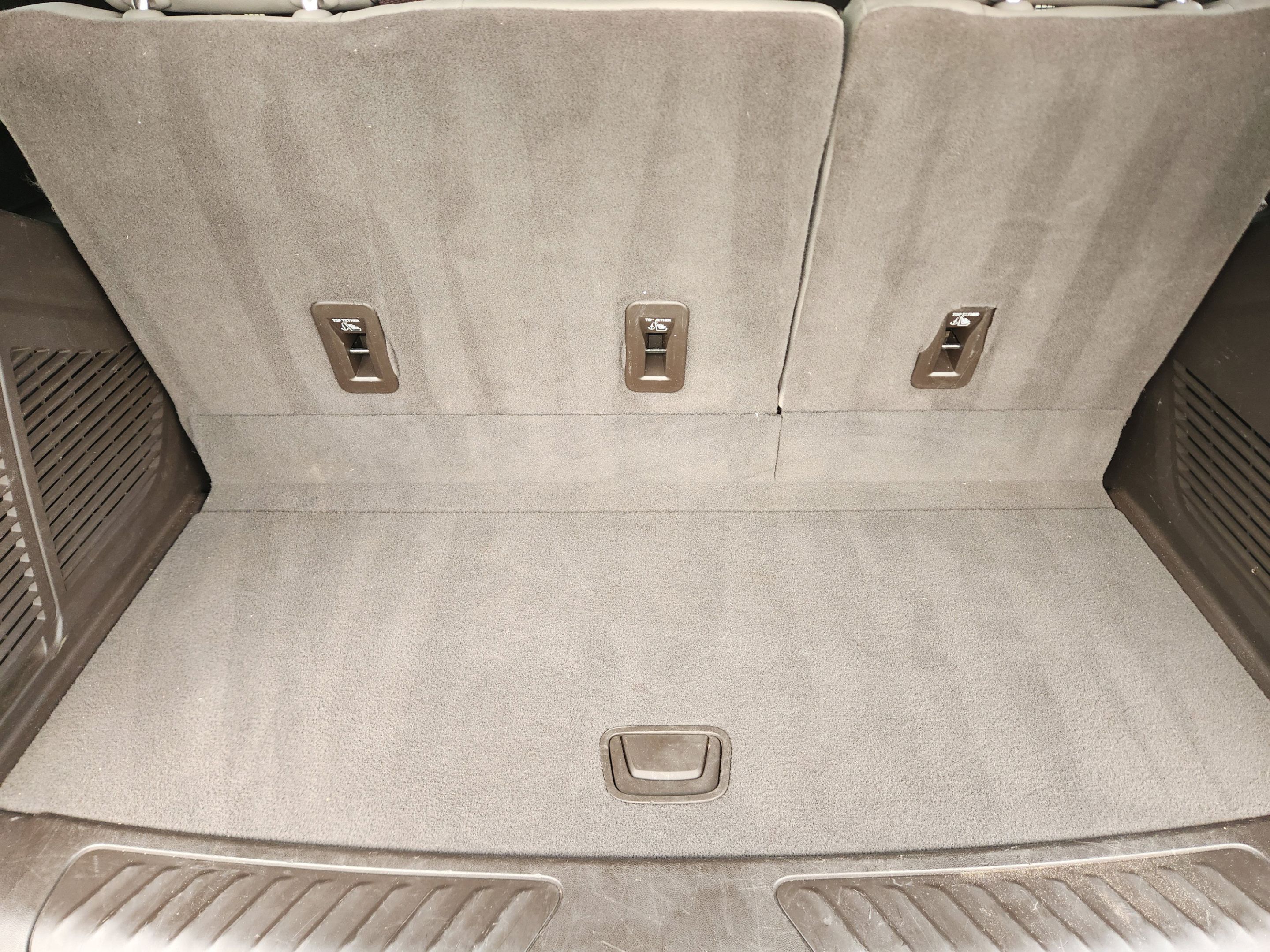 Used 2022 Chevrolet Tahoe LT w/ Luxury Package RWD image 29