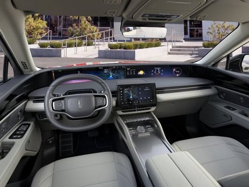 New 2026 Lincoln Nautilus Premier w/ Equipment Group 102A AWD/4WD image 9