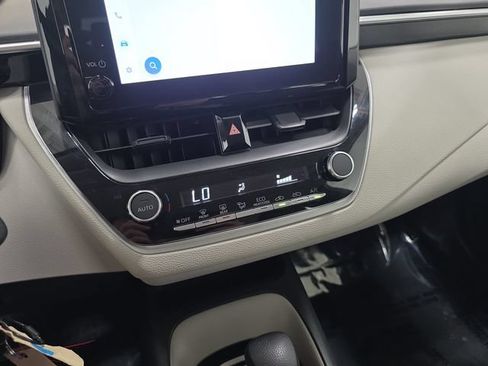 Certified 2024 Toyota Corolla LE FWD image 21
