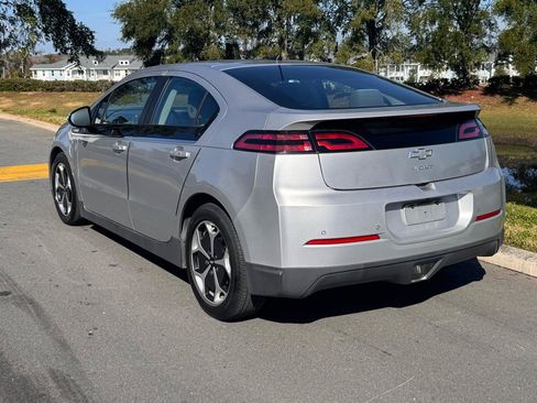 Used 2015 Chevrolet Volt w/ Enhanced Safety Package 1 FWD image 10