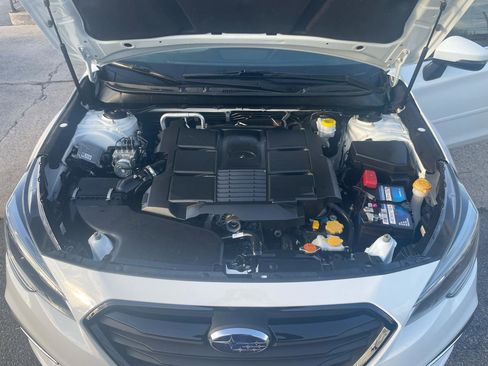 Used 2018 Subaru Legacy 3.6R Limited image 27