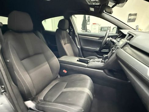 Used 2019 Honda Civic Sport image 15