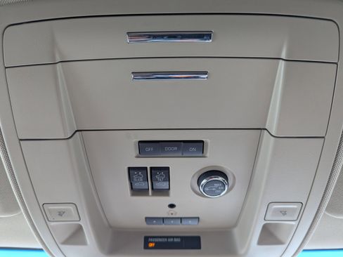 Certified 2020 Chevrolet Suburban LT AWD/4WD image 27
