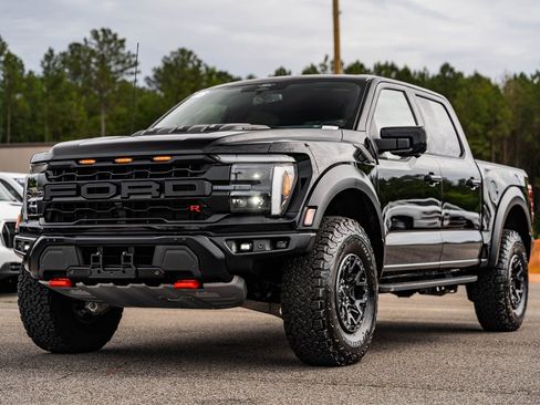 Certified 2025 Ford F150 Raptor w/ Equipment Group 803A Raptor R AWD/4WD image 6