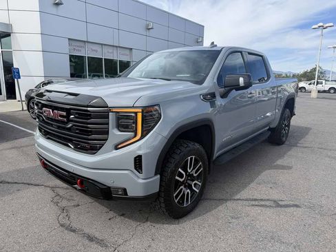 Used 2025 GMC Sierra 1500 AT4 w/ AT4 Premium Package AWD/4WD image 2
