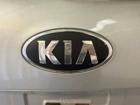 Used 2015 Kia Sorento LX AWD/4WD image 14