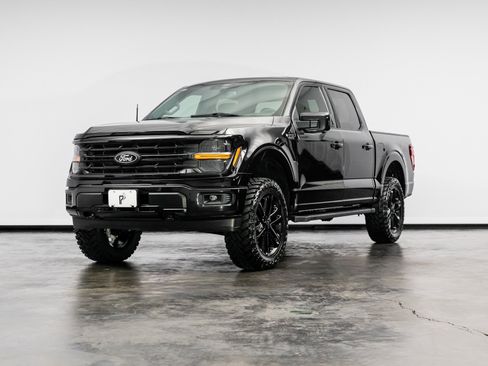 Used 2024 Ford F150 XLT w/ FX4 Off-Road Package image 7