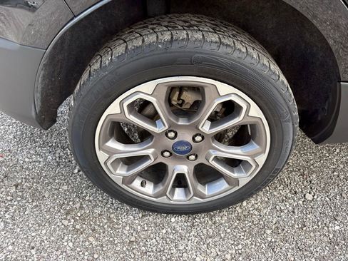 Used 2019 Ford EcoSport Titanium FWD image 20