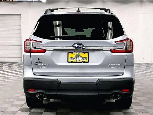 Used 2023 Subaru Ascent Limited w/ Technology Package AWD/4WD image 5